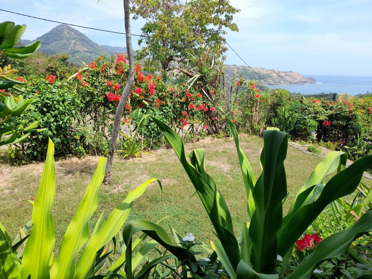 Merdeka House Maluk Luaran gambar